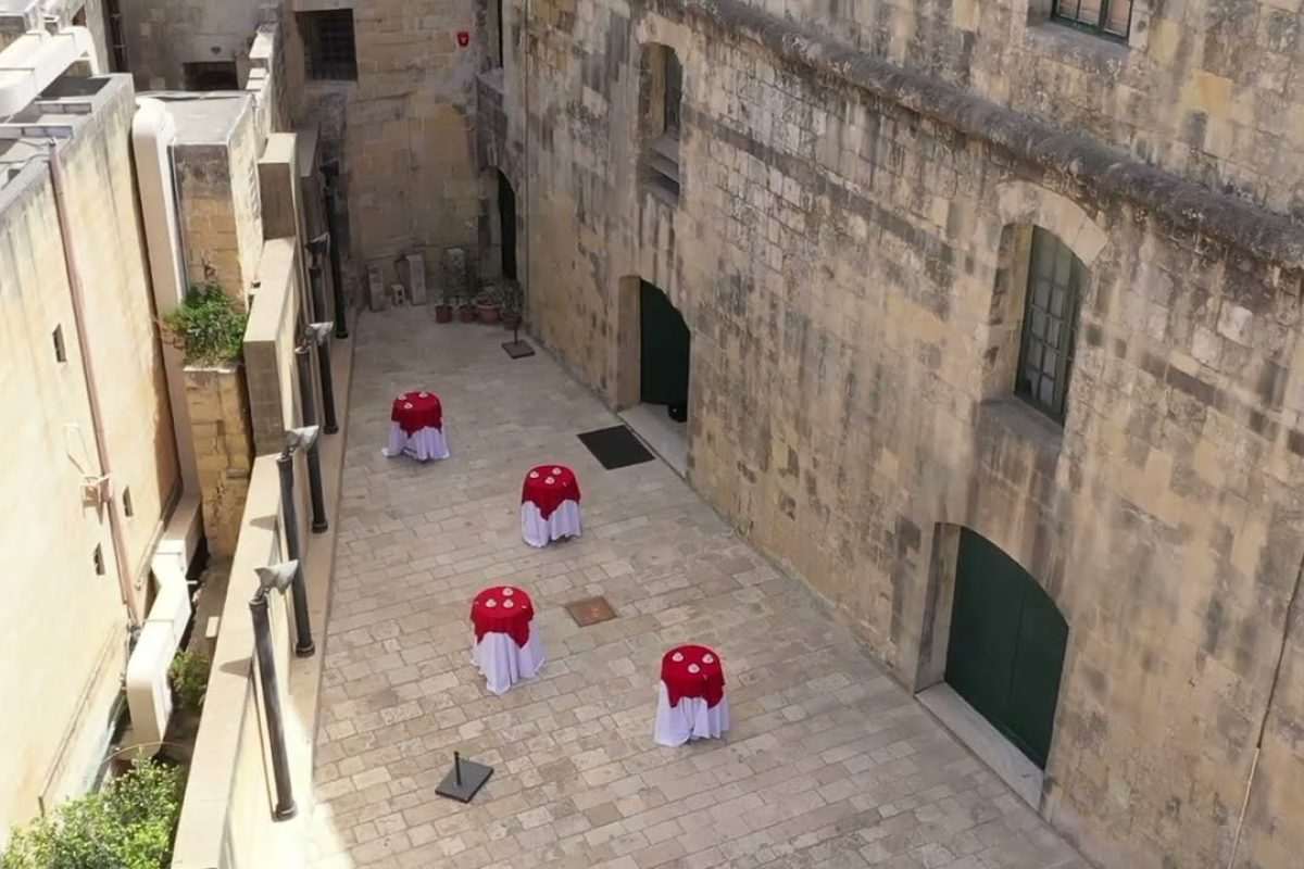 Saint James Cavalier